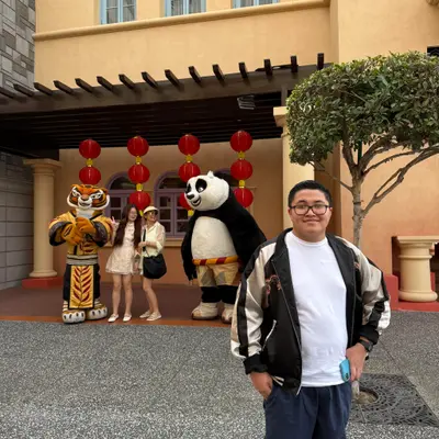 Dean Ignacio, pet sitter