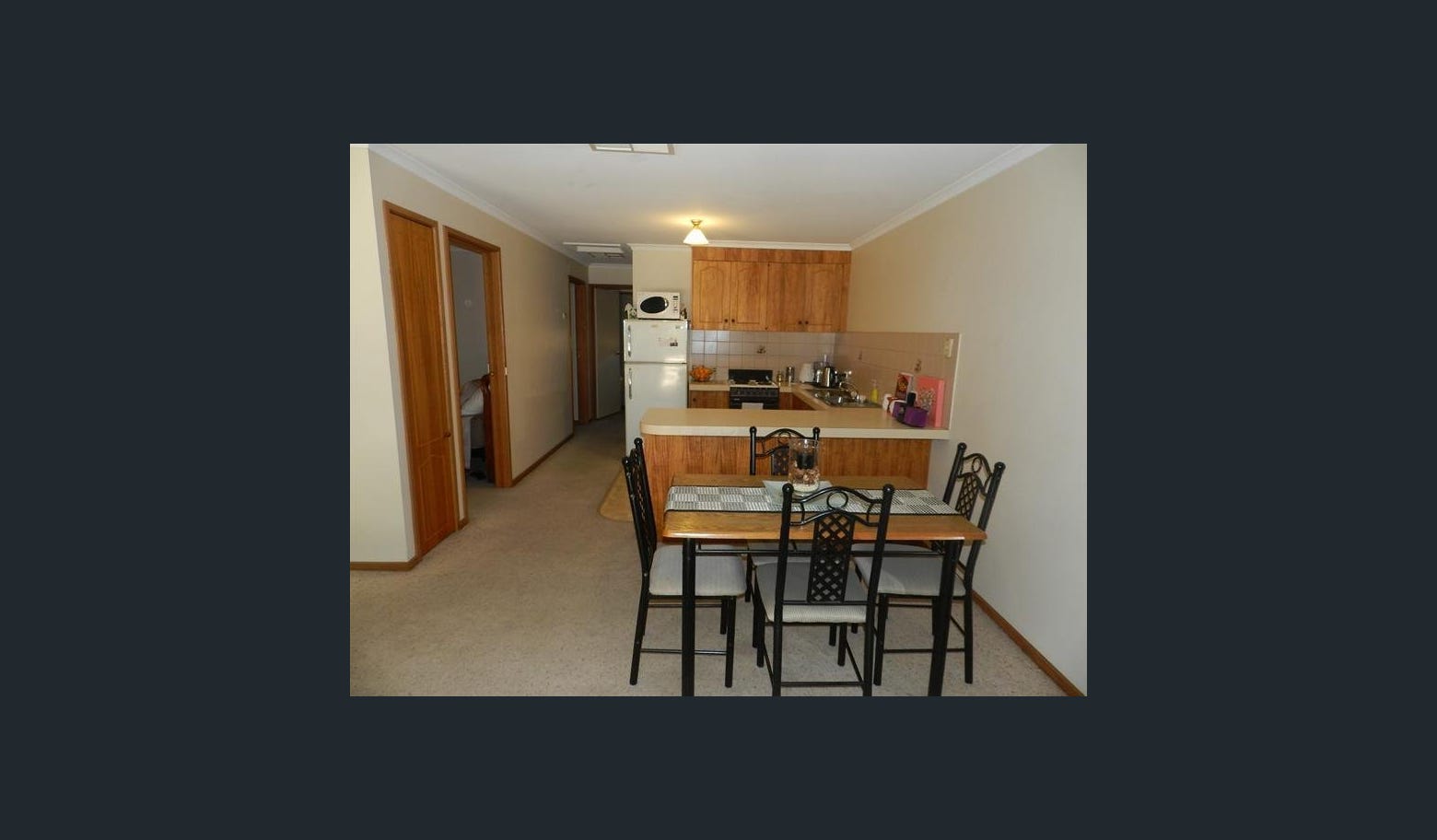 Buronga River Villa — 2 Easy-Going Cats, Near Mildura